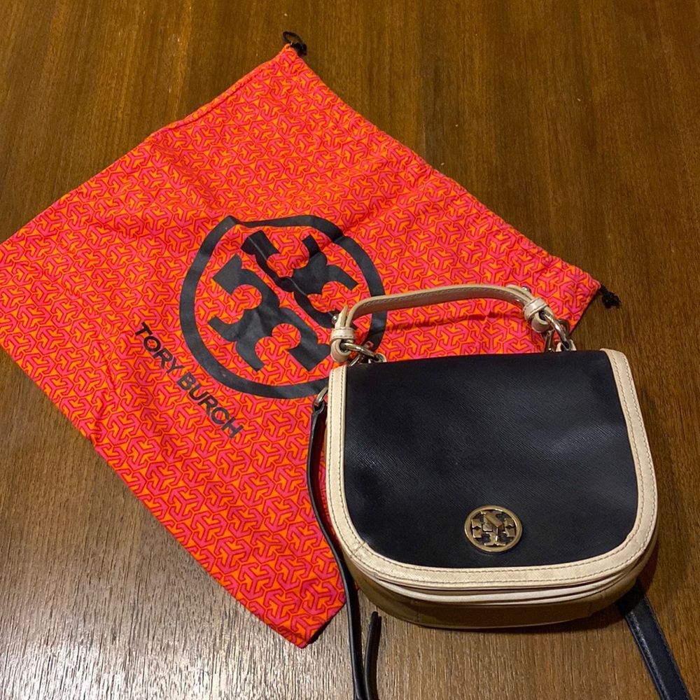 Tory Burch Crossbody (loved 💕, great condition)